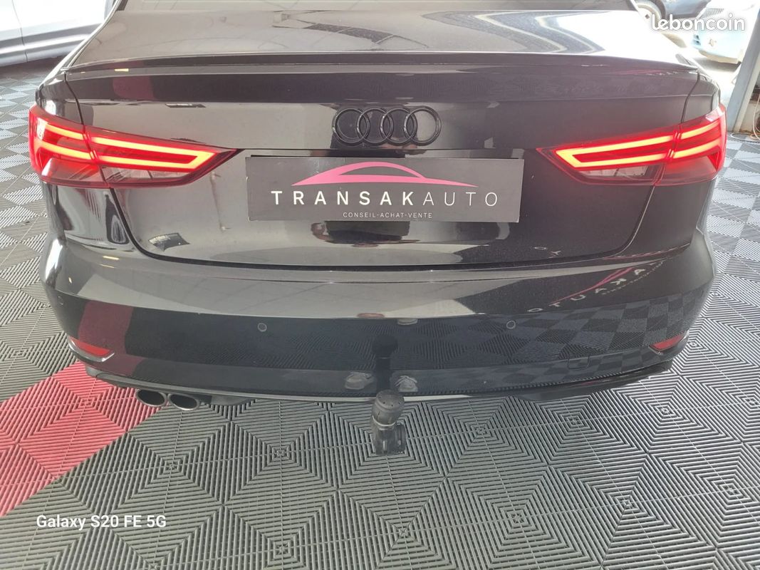 AUDI A3 BERLINE 35 TFSI CoD 150 S tronic 7 Design Luxe + VOLANT SLINE / S-LINE + SIEGES CUIR + ATTELAGE + ENTRETIEN AUDI (image 39)