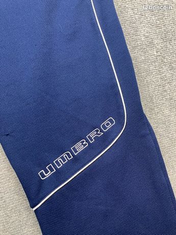 00s vintage homme UMBRO centre logo bleu marine sweat à