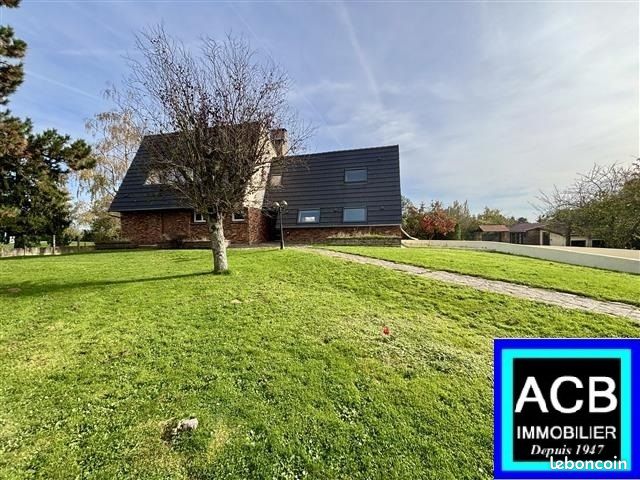 Maison 7 pièces 190 m² · à Noailles · 190 m² · 383 900 €