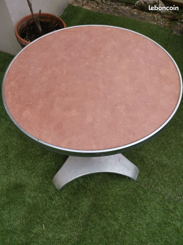 Table bistrot (image 2)