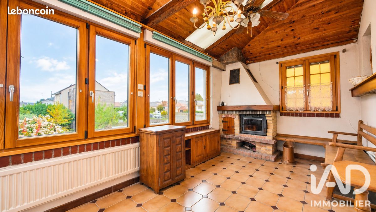 Maison 8 pièces 144 m² · à Lexy · 144 m² · 219 000 €