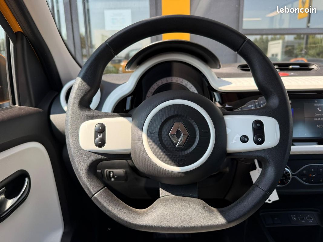 RENAULT TWINGO E-Tech Electrique Achat intégral III BERLINE Zen PHASE 2 (image 9)