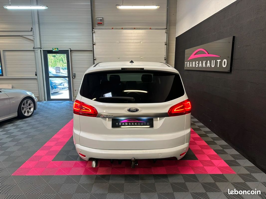 FORD S-MAX 2.0 TDCi 163 ch Sport Platinium - TOIT PANORAMIQUE / EMBRAYAGE DISTRIBUTION OK / CARDANS NEUF (image 4)