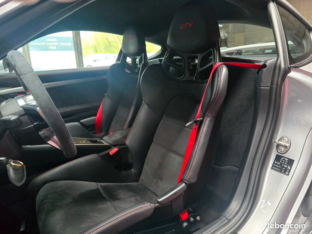PORSCHE CAYMAN GT4 3.8i 385 (image 15)
