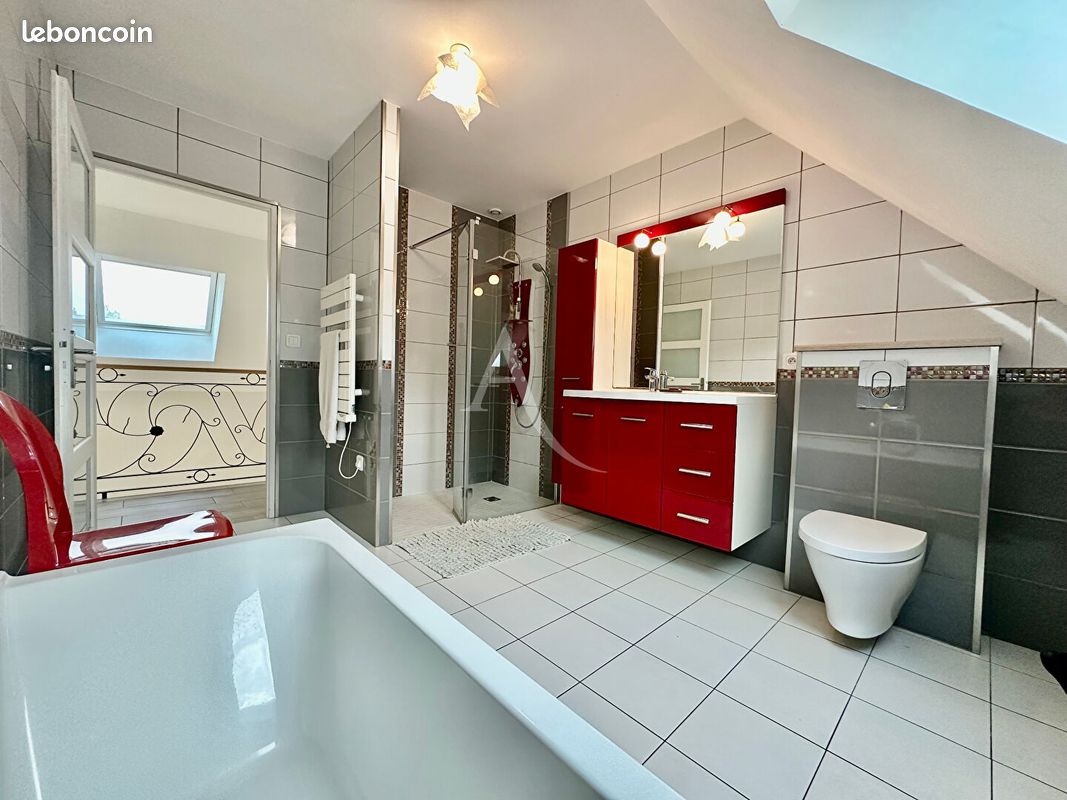 Maison 6 pièces 146 m² (image 10)