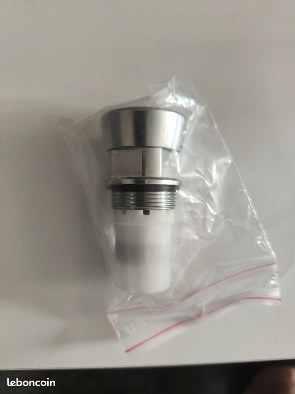 Tête interchangeable pour urinoir (image 2)