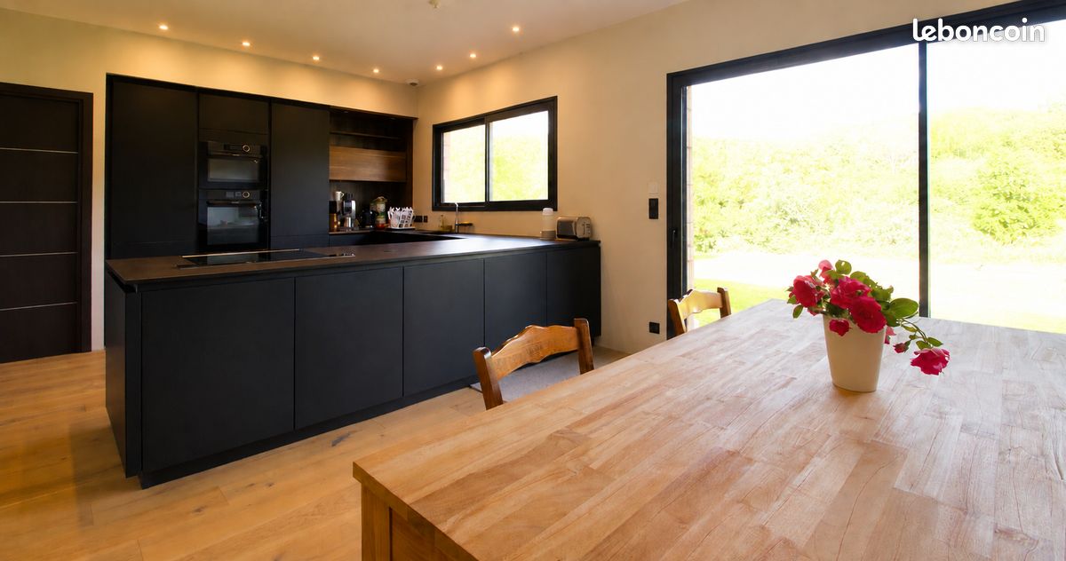 Maison 6 pièces 130 m² · à Ambérieu-en-Bugey · 130 m² · 399 000 €