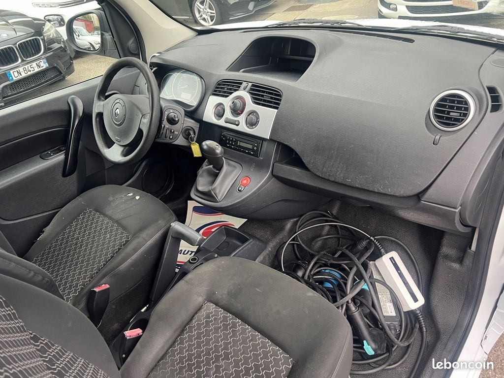 Renault KANGOO II EXPRESS ZE MAXI GRAND VOLUME CONFORT (image 10)