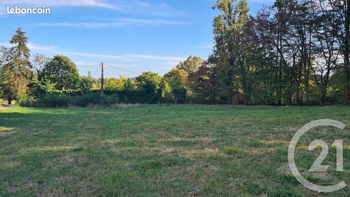 Terrain 1 584 m² Sarlat La Caneda · à Sarlat-la-Canéda · 29 000 €