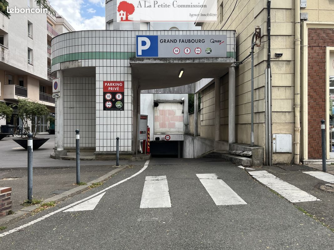 Parking 13 m² · à Chartres · 13 m² · 23 000 €