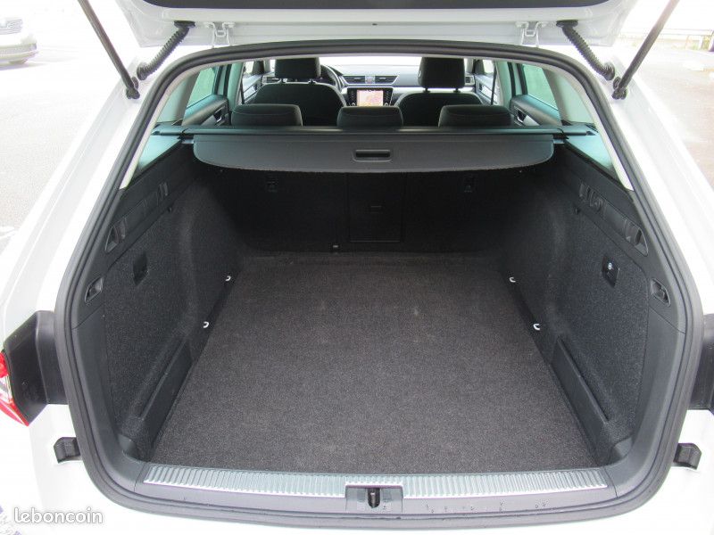 Skoda SUPERB COMBI 2.0 TDI 150CH SCR BUSINESS DSG7 (image 8)