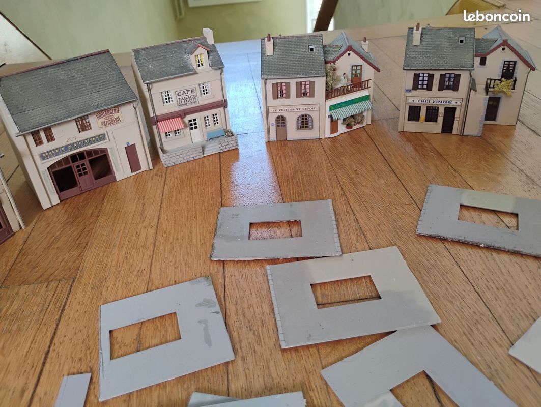 RARE MKD HO MAQUETTE MAISON DU NOTAIRE, RESIDENCE DE VILLE HABITATION
