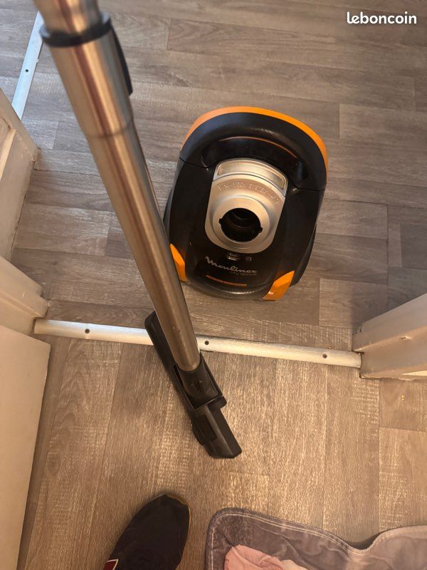 Aspirateur Moulinex (image 1)