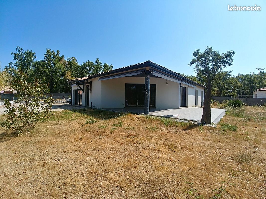 Maison 5 pièces 135 m² · à Montdoumerc · 135 m² · 1 130 €/mois