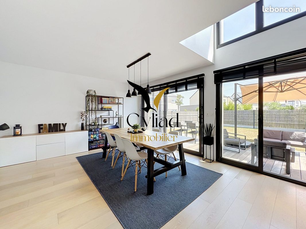 Maison 5 pièces 127 m² · à Saint-Coulomb · 127,5 m² · 498 000 €