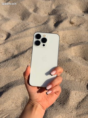 iPhone 13 Bleu 128Go Reconditionné Très Bon Etat Remade in France - Avis et prix du mobile