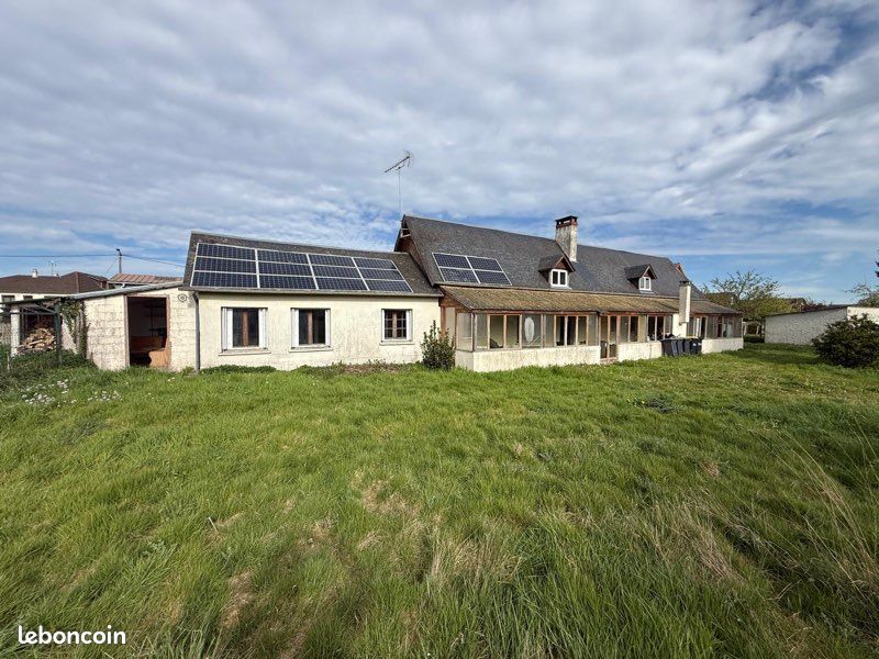 Maison 5 pièces 144 m² · à Menneval · 144 m² · 139 000 €