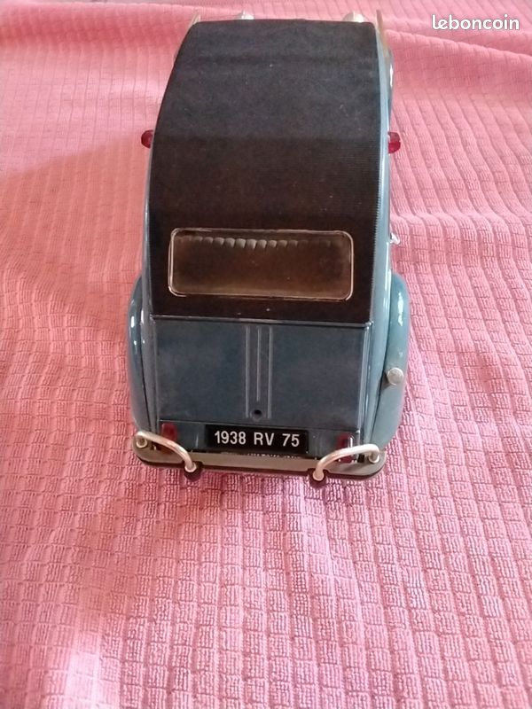 Voiture miniature (image 4)