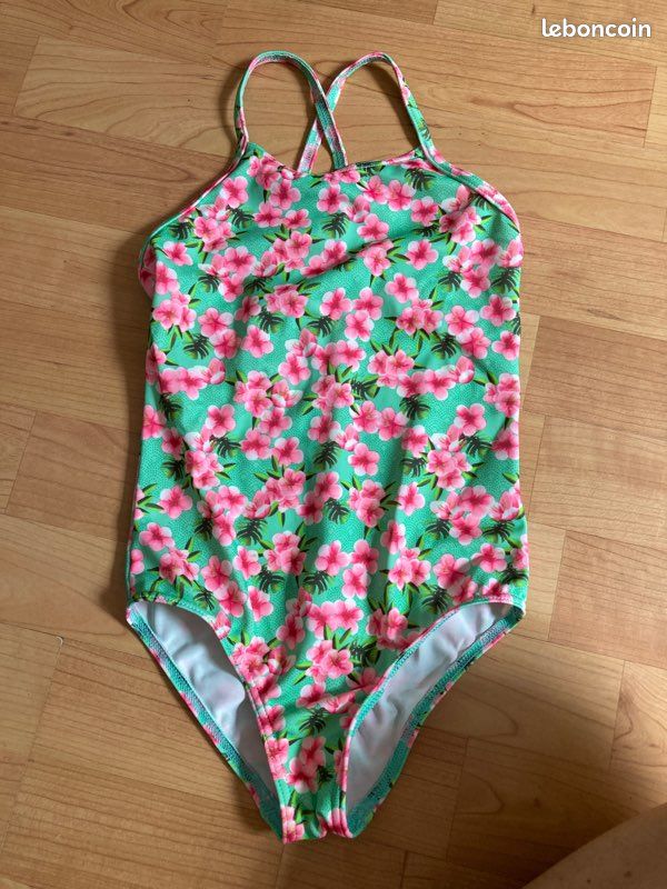 Maillot de bain fille 5/6 ans (image 1)