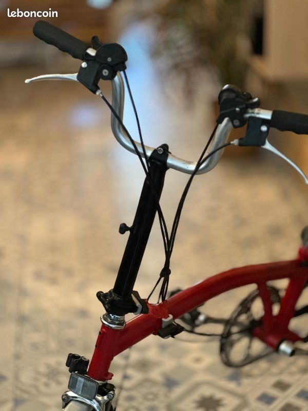 Vélo pliant Brompton vitesses Rouge guidon H bon état Vélos