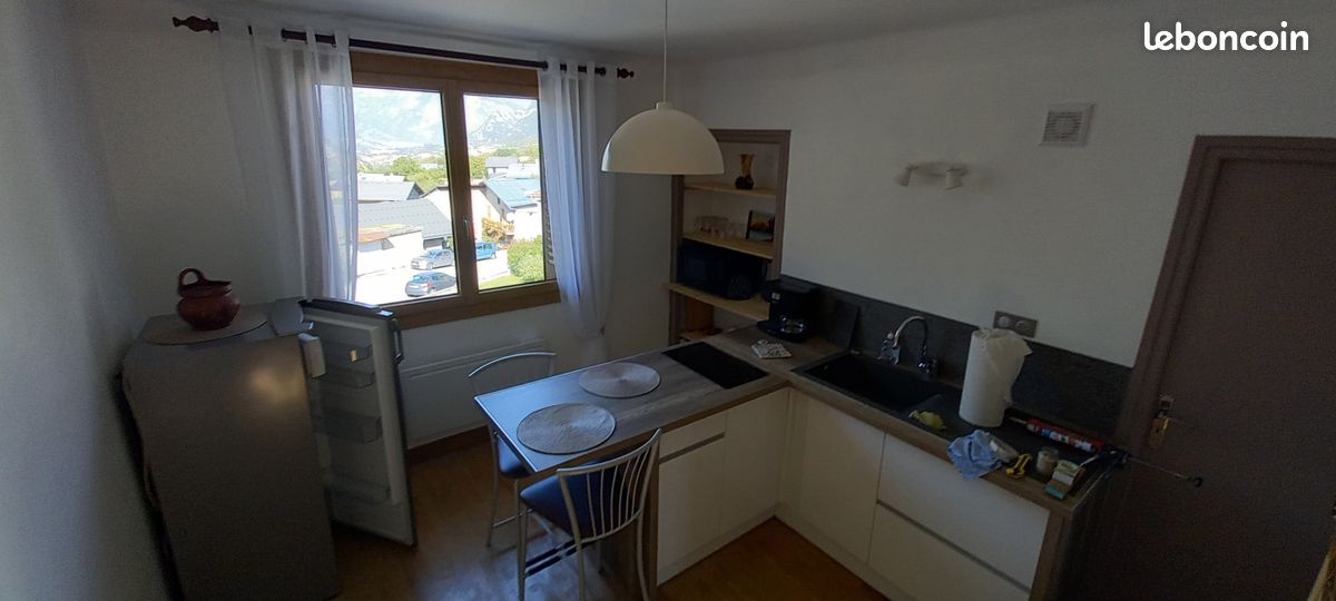 Appartement 2 pièces 45 m² · à Saint-Martin-de-la-Porte · 45 m² · 640 €/mois