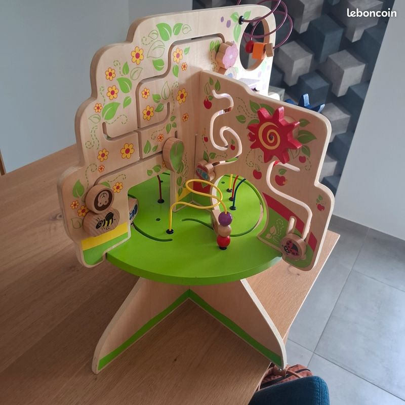 Arbre Top Adventure Manhattan Toy 212280 - Table d'activités pour l