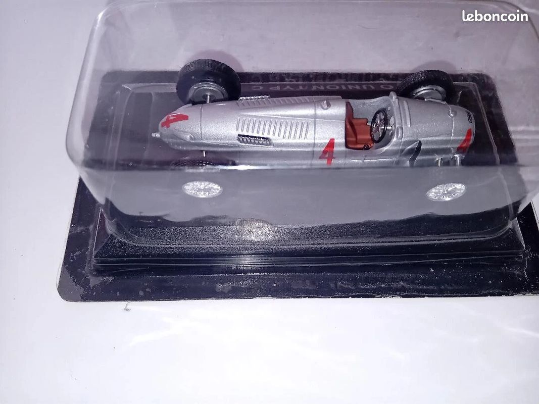 ANCIENNE PETITE VOITURE miniature BRUMM AUTO UNION 1:43 Italy vintage