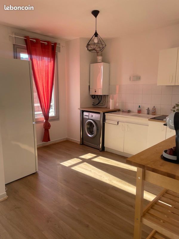 Appartement 2 pièces 57 m² · à Oullins-Pierre-Bénite · 57 m² · 840 €/mois