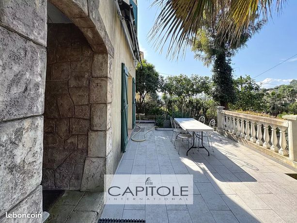 Propriété 4 pièces 123 m²