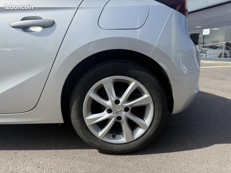Opel Corsa 1.2 75ch Elegance Business (image 9)
