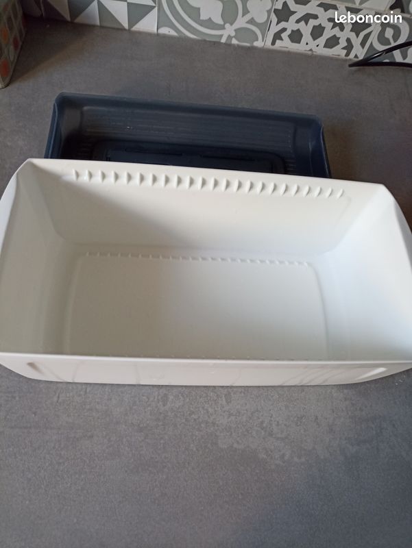 Boite a pain tupperware (image 2)