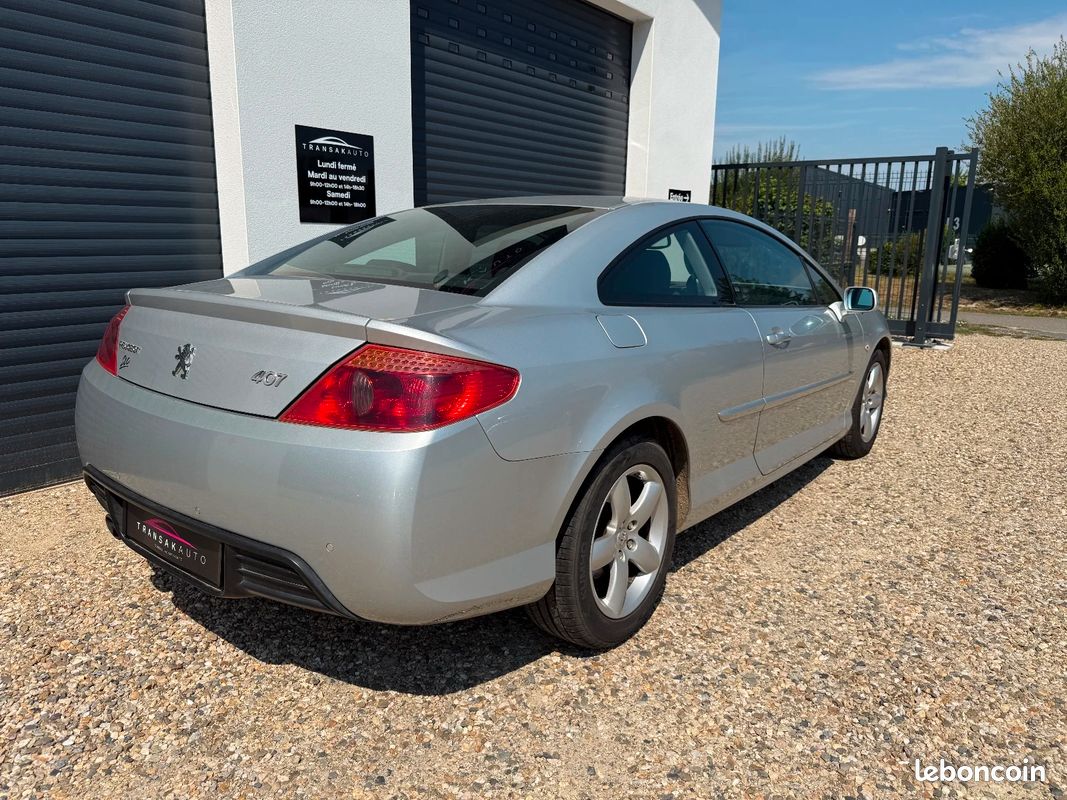 PEUGEOT 407 COUPE 2.2e 16v Griffe (image 25)