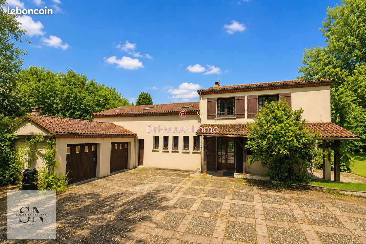 Maison 10 pièces 289 m² · à Lédat · 289 m² · 278 900 €