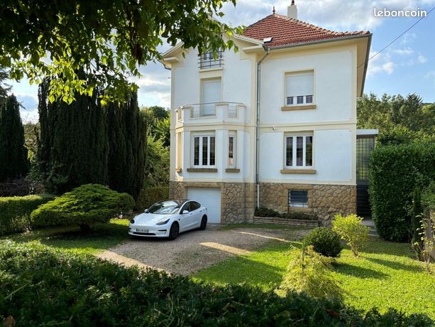 Maison 8 pièces 190 m²