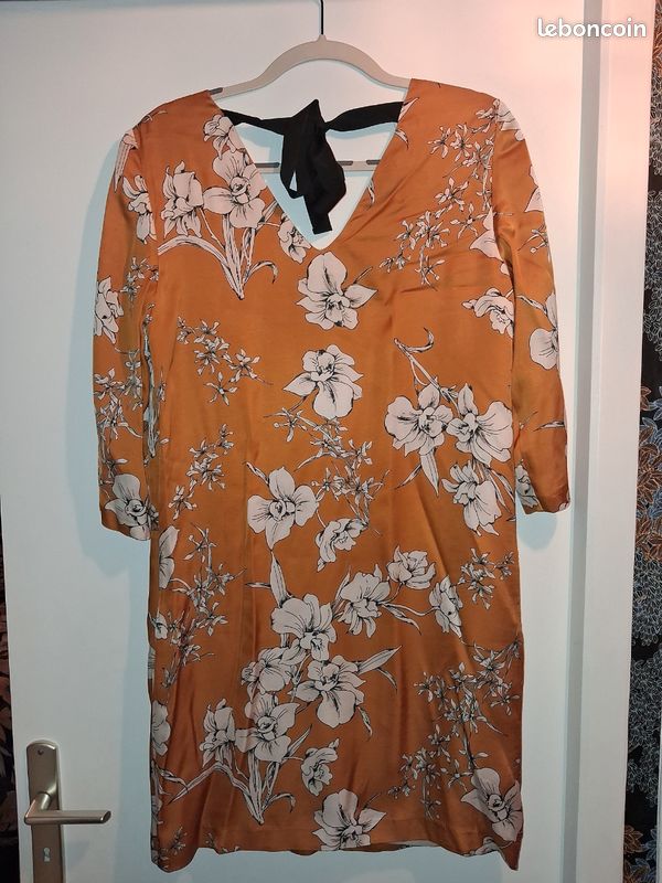 Robe 123 (image 3)