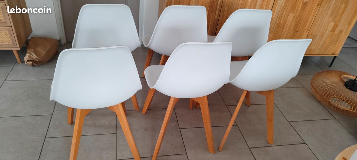 Lot de 6 chaises scandinaves blanches – pieds bois (image 2)