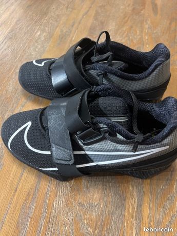 Chaussures d'haltérophilie Nike Romaleos 4 d'occasion