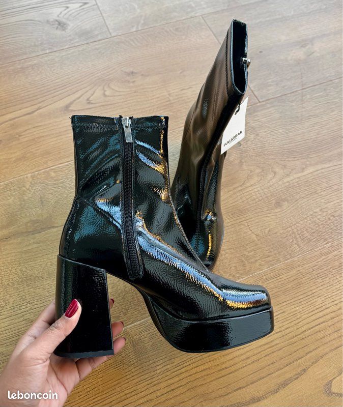 Brand Bershka Bershka Chaussures Plateforme Bottes En Cuir Vernis
