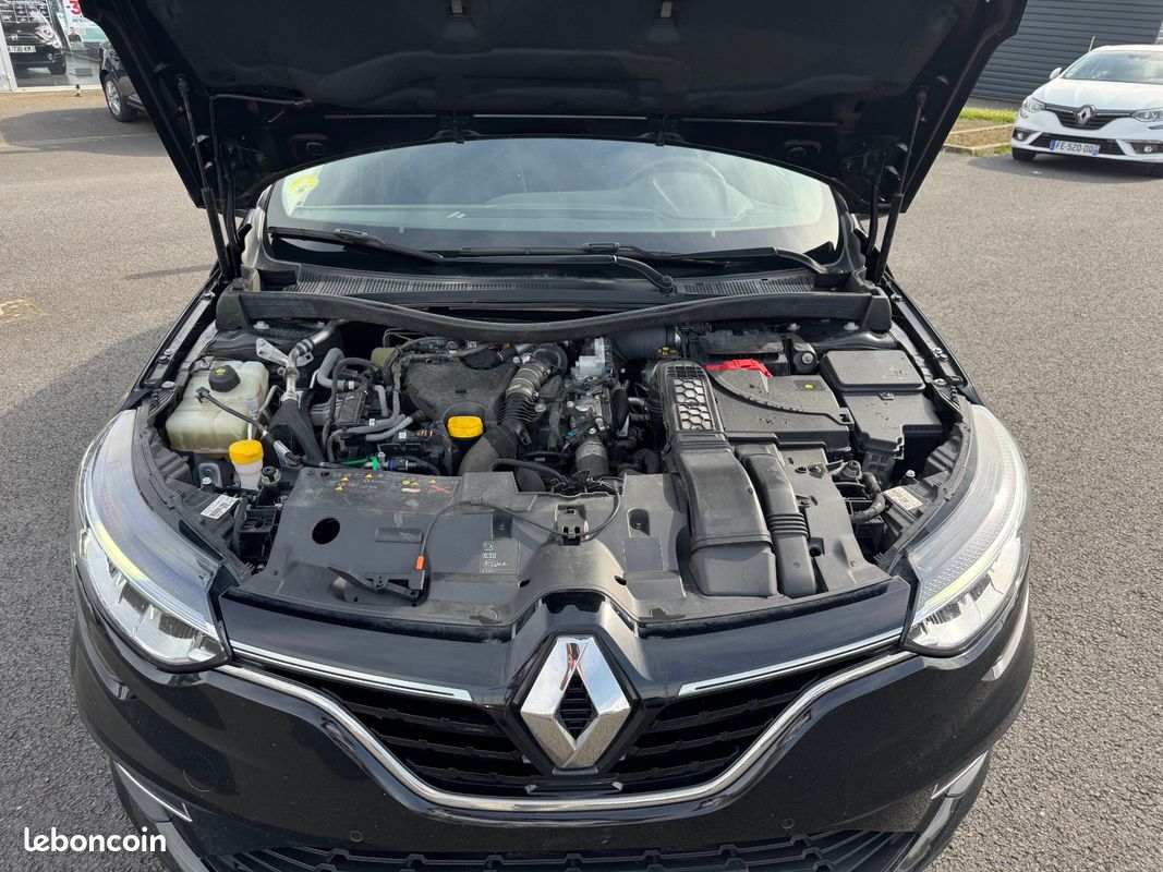 Renault MÉGANE IV ESTATE ESTATE 1.5 DCI 115 Evolution (image 15)