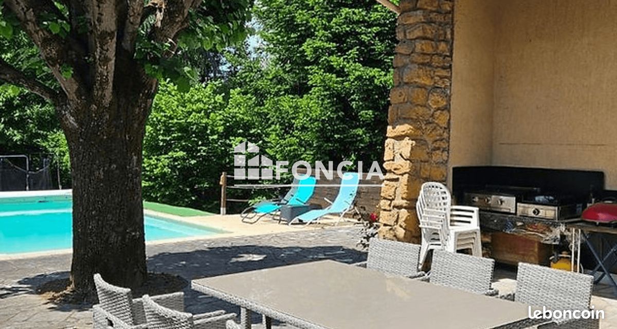 Maison 8 pièces 300 m² · à Écully · 300 m² · 1 150 000 €