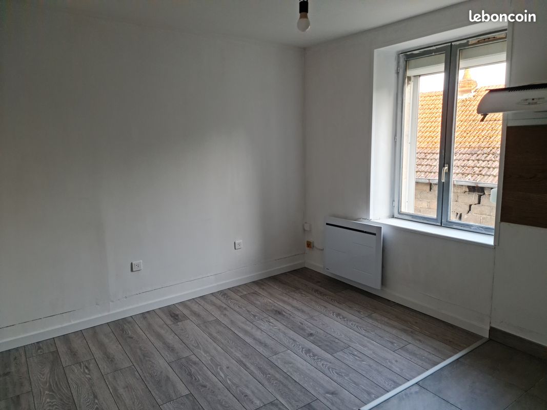 Appartement a louer dole - 2 pièce(s) - 32 m2 - Surfyn