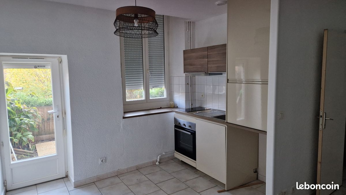 Appartement 1 pièce 30 m² · à Montpon-Ménestérol · 30 m² · 400 €/mois