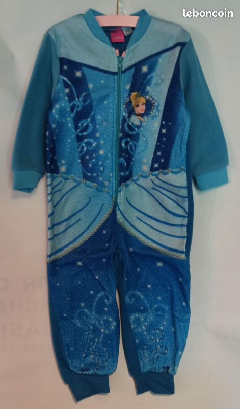 Combinaison pyjama fille Disney Princesse 2-4 ans (image 2)