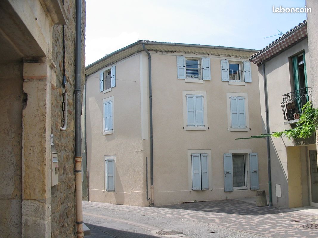 Immeuble 12 pièces 240 m² · à Étoile-sur-Rhône · 240 m² · 395 000 €