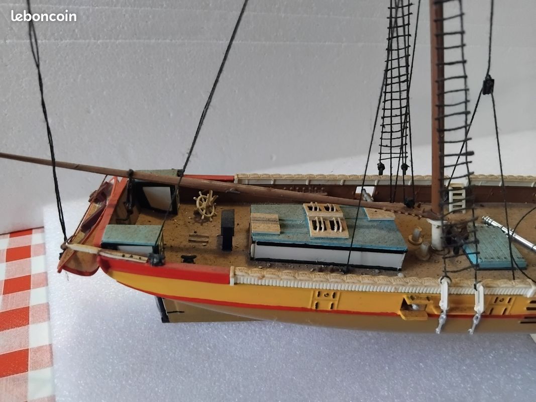 Maquette bateau marque heller (image 3)