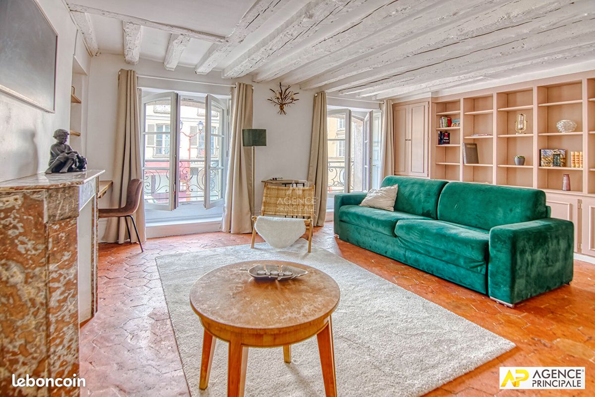 Appartement 4 pièces 77 m² · à Versailles · 77 m² · 599 000 €