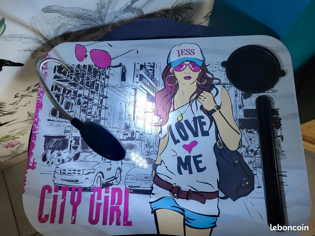 Grand PLATEAU/TABLE DE TRAVAIL 44x34 cm Avec LED City girl (image 4)