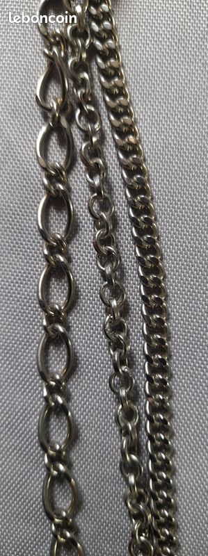 COLLIER EN MÉTAL/3 CHAÎNES/CŒURS et MÉDAILLONS (image 3)