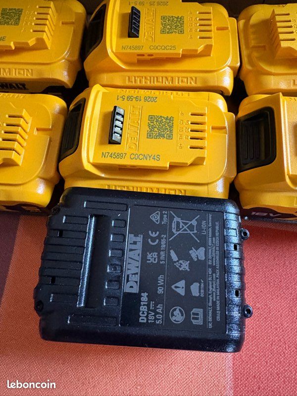 Lot de 2 batteries DeWalt XR 18V 5Ah - (image 2)