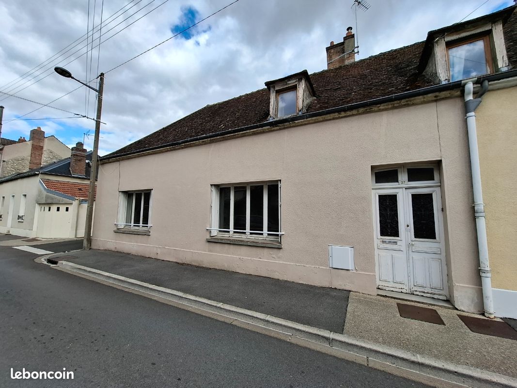Maison 6 pièces 180 m² · à Provins · 180 m² · 120 000 €